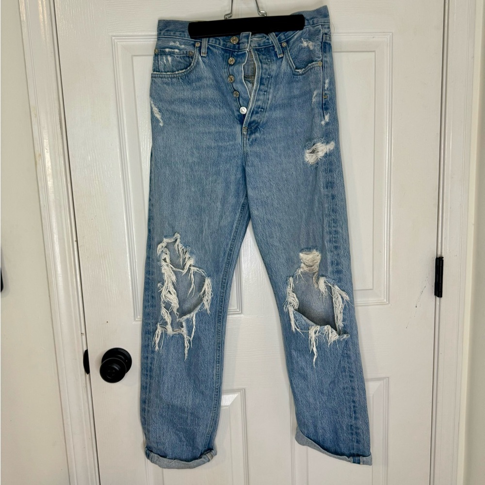 90's Mid Rise Loose Fit in Fall Out